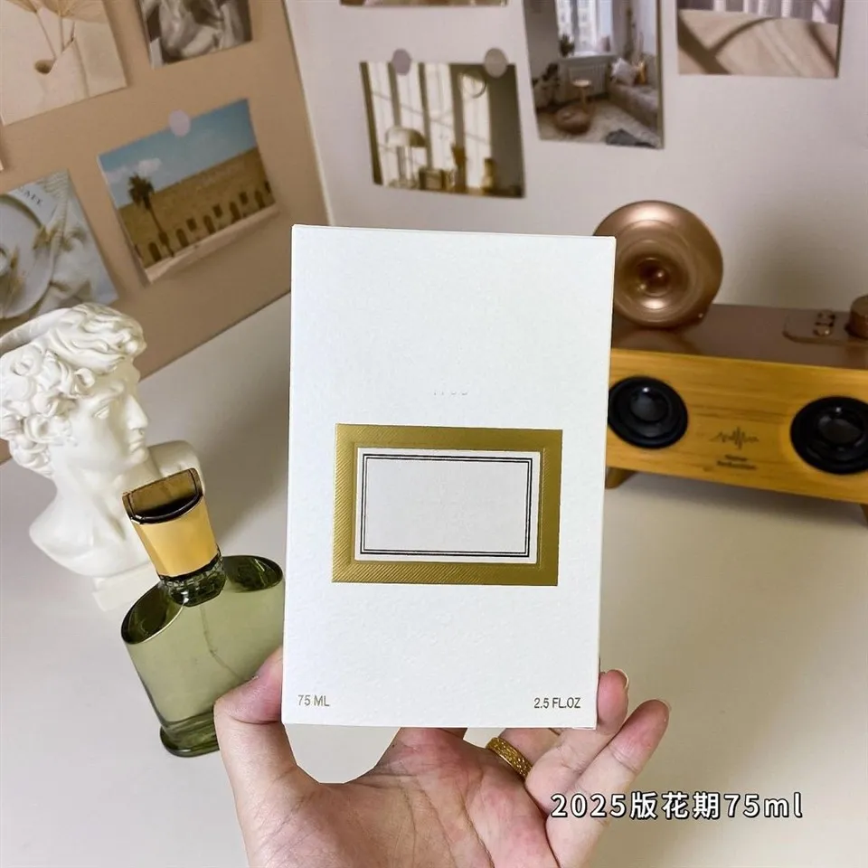 bergamot-and-jasmine-perfume-bright-clean-box-packaging-design